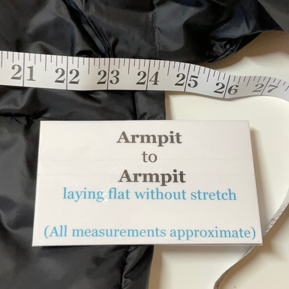 TUMI Black Puffer Jacket Large - Picture 10 of 14